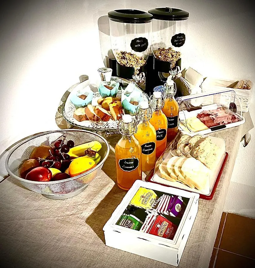B&B Le Pavoncelle Sarde Flumini di Quartu Bed & Breakfast