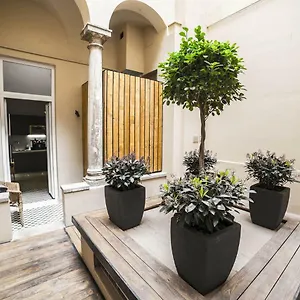 Suitelifetrevi 2*, Rom Italien